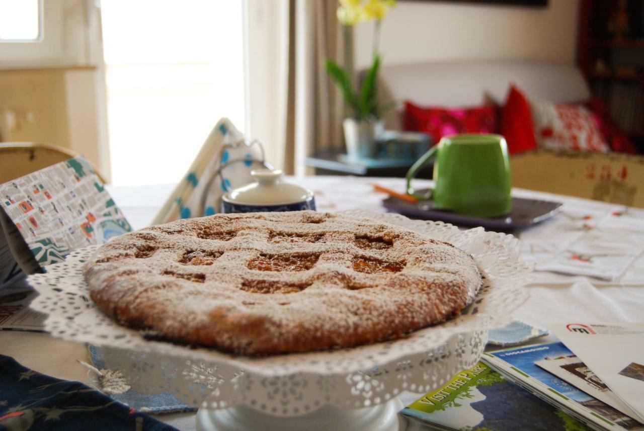 A Casa Di Lola Bed & Breakfast Ascoli Piceno Luaran gambar